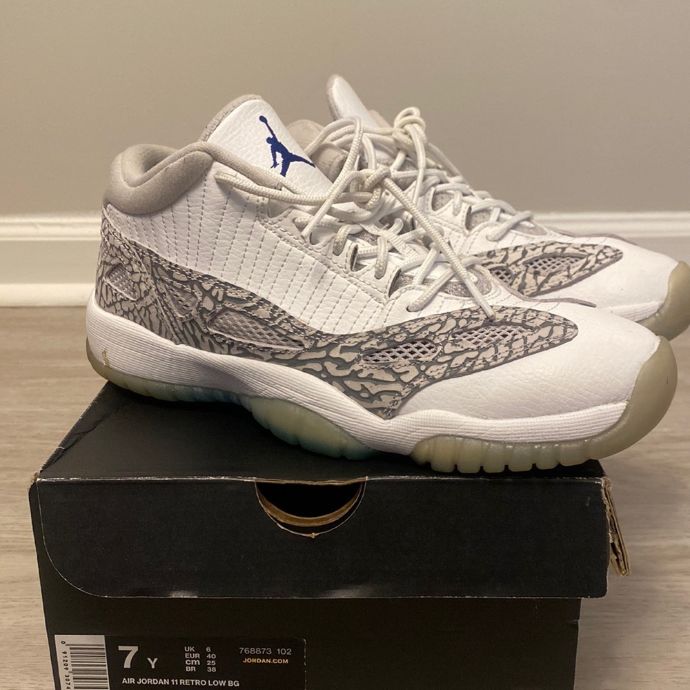 Jordan 11 low